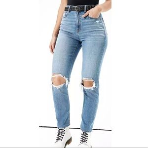 American Eagle Mom Jean